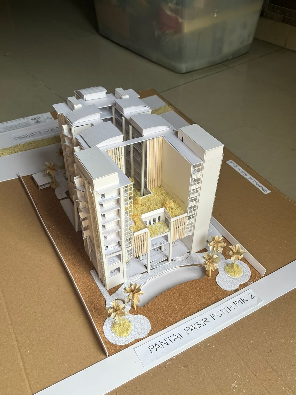 Maket