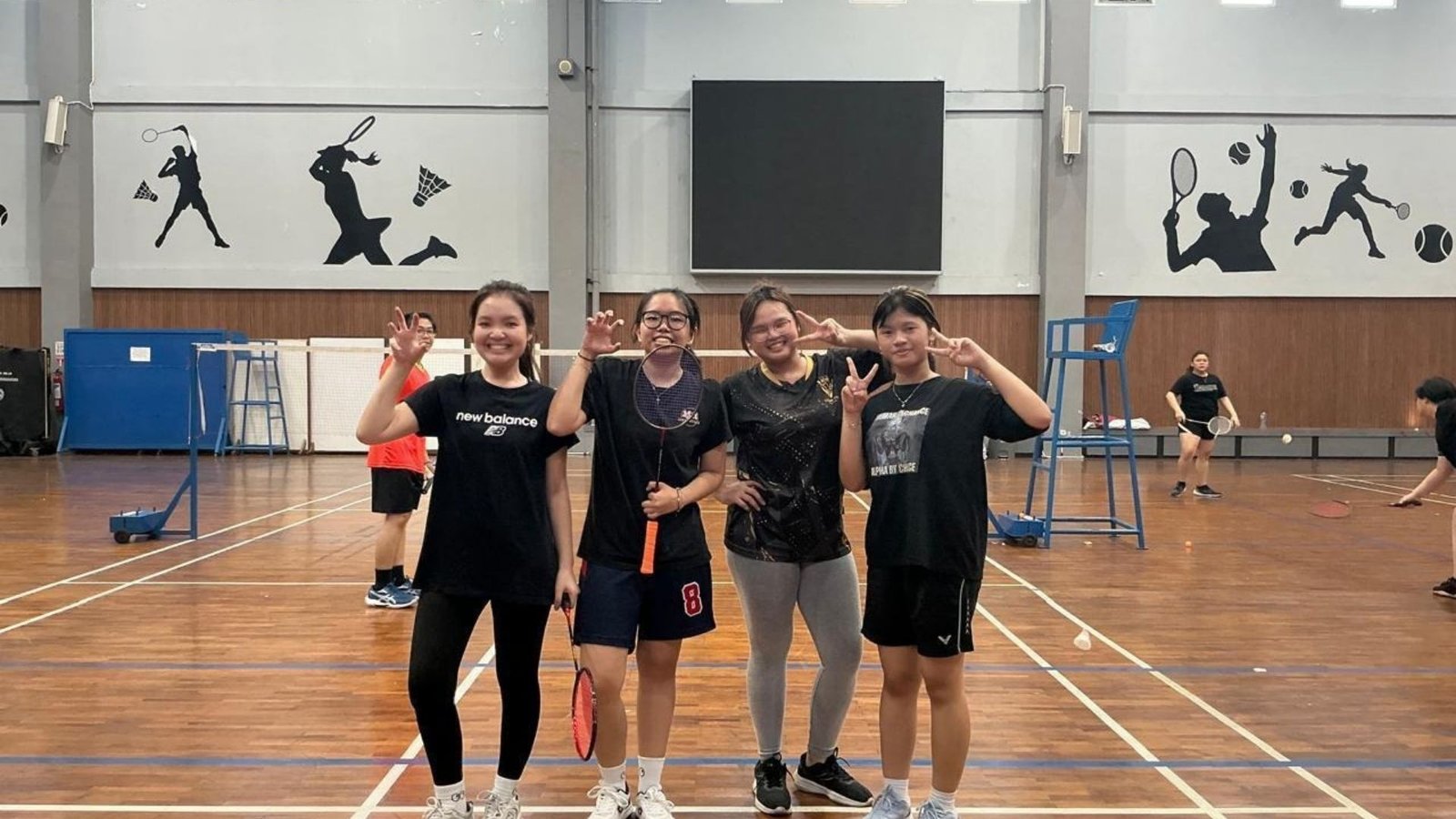 Badminton